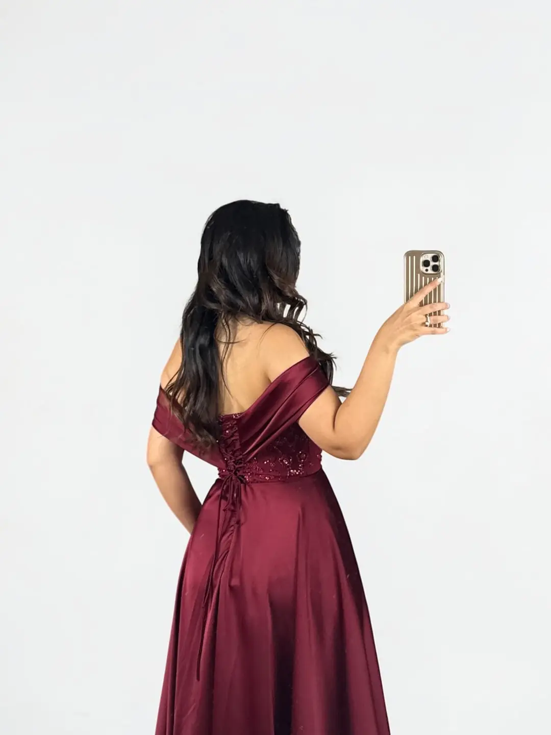 Amore Tasarım Payet Ve Boncuk İşlemeli Pelerinli Bordo Abiye Elbise