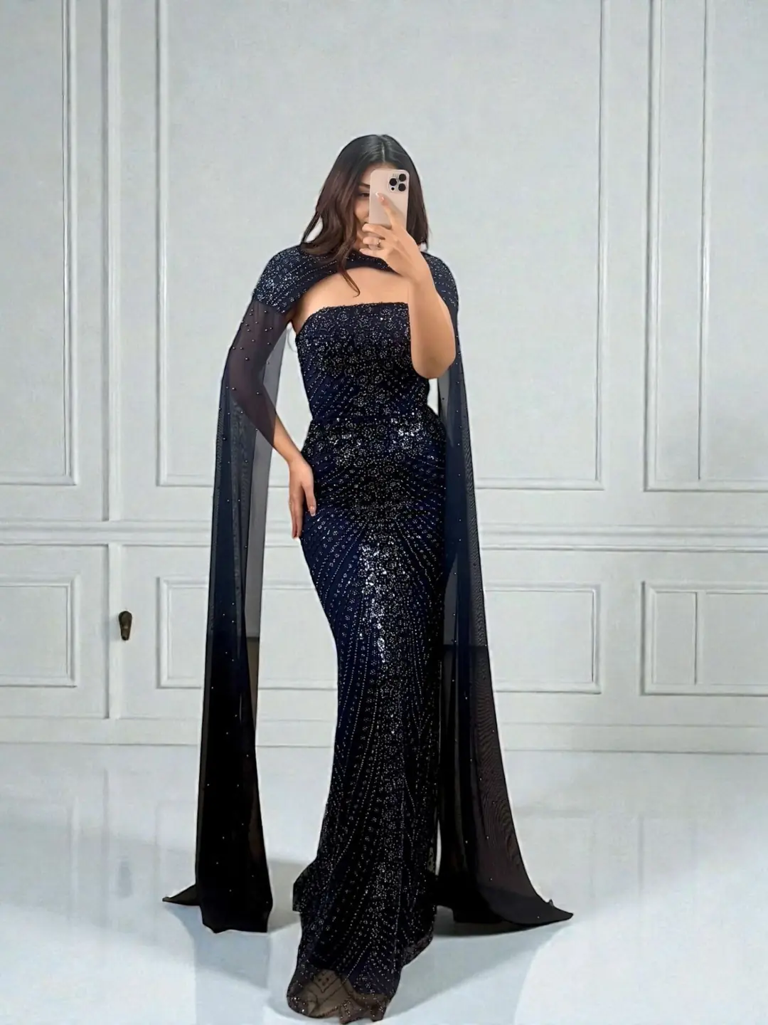Valentina Boncuk Payet İşlemeli Pelerinli Lacivert Tasarım Abiye Elbise