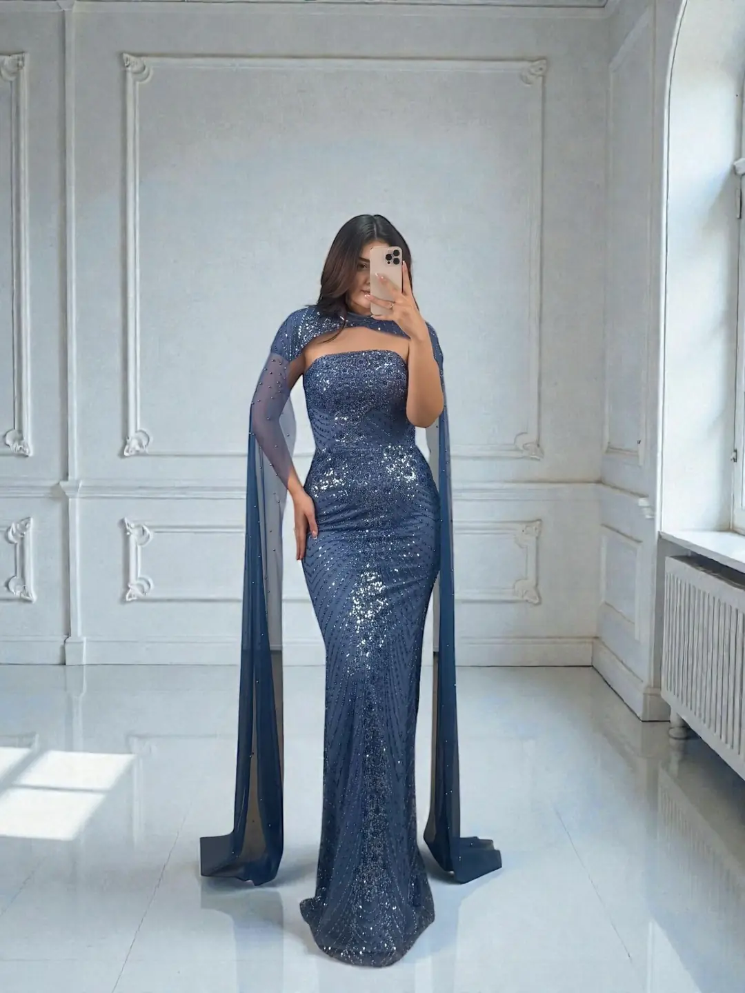 Ürün görseli: Valentina Boncuk Payet İşlemeli Pelerinli İndigo Tasarım Abiye Elbise
